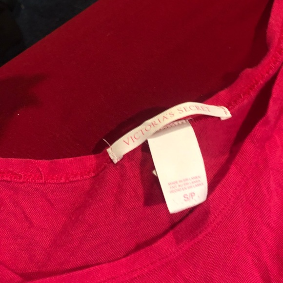 Pink muscle tank - Picture 2 of 4